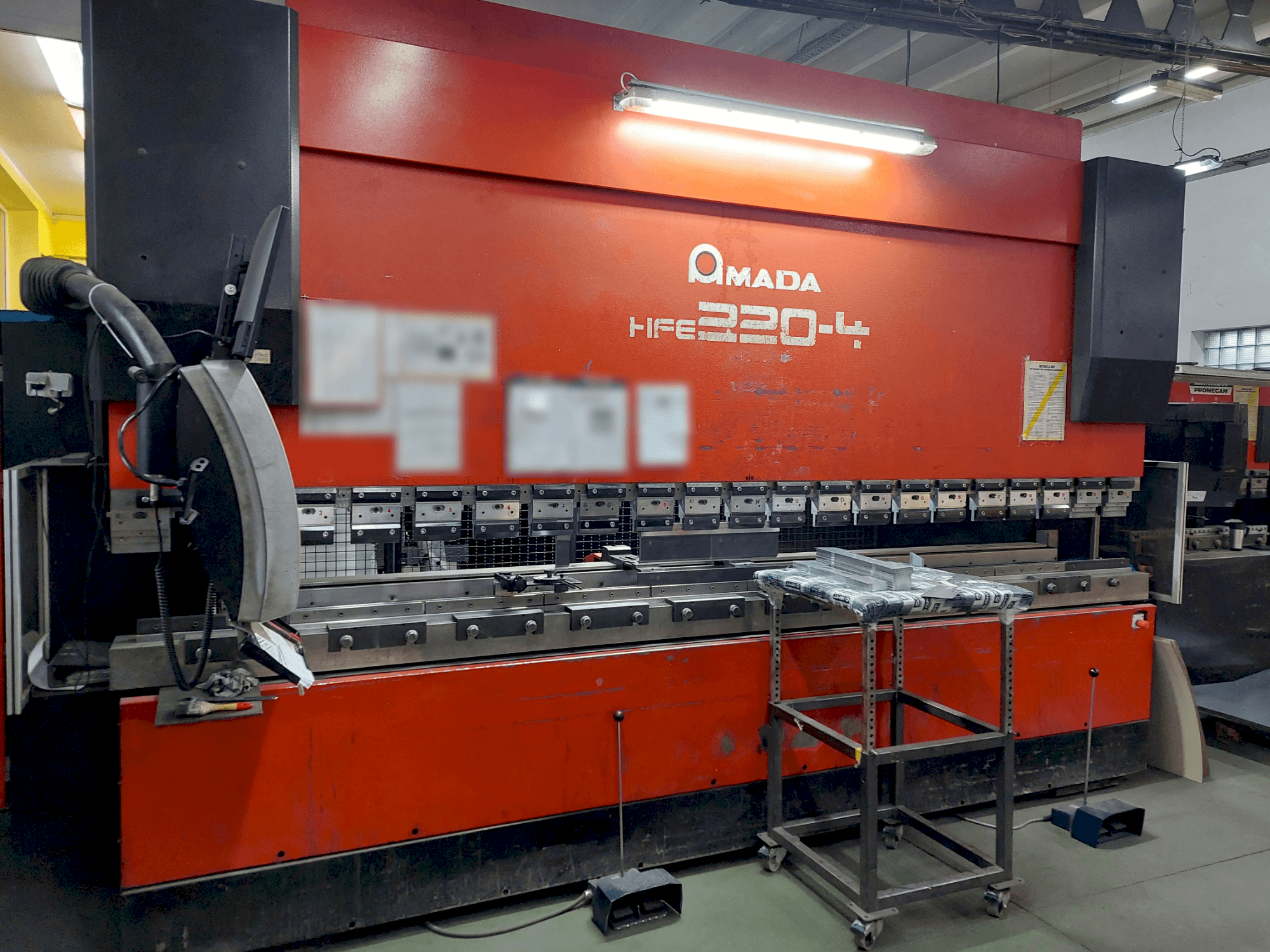 Front view of AMADA HFE 220-4  machine