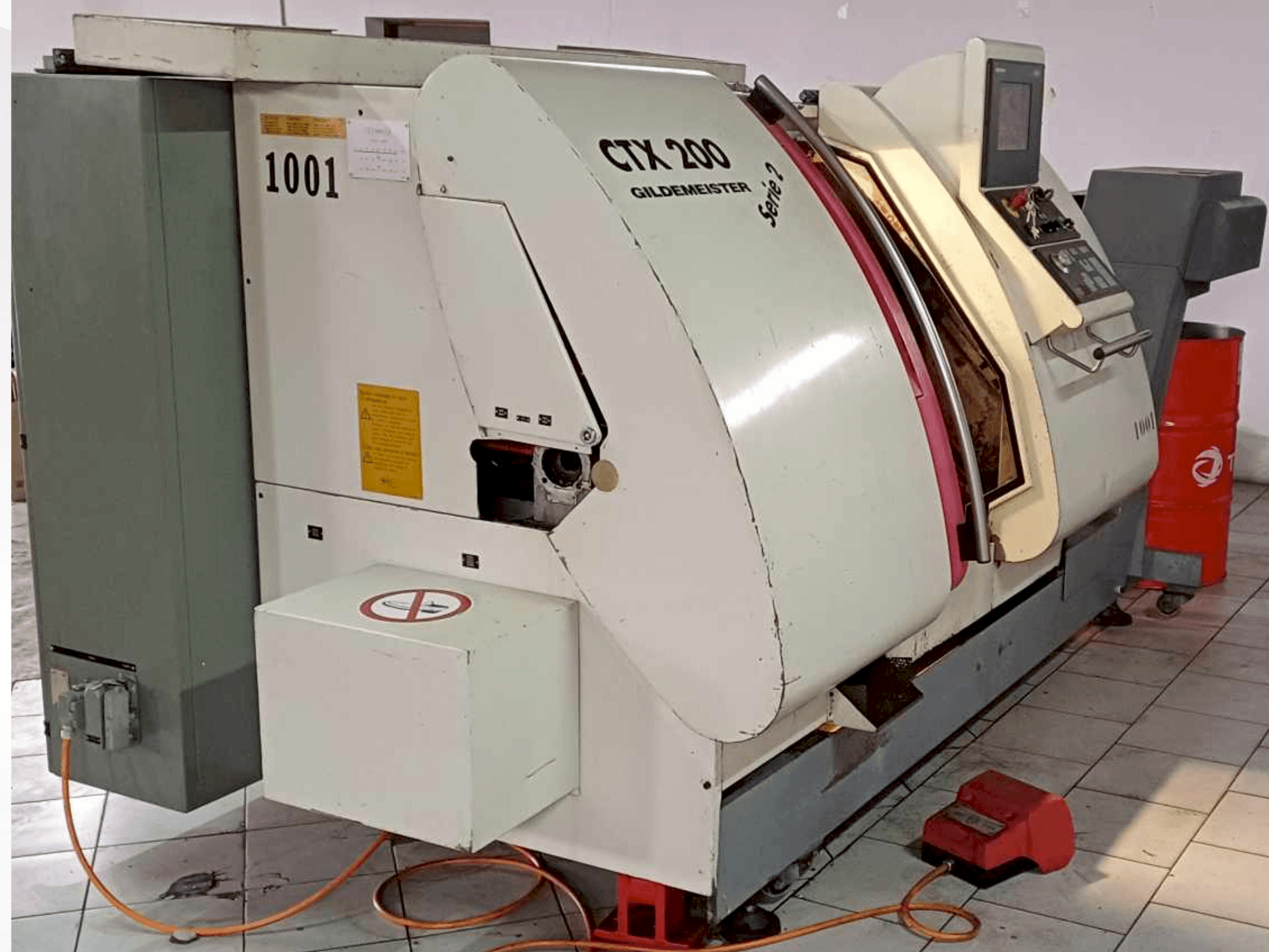 Front view of Gildemeister CTX 200 S2  machine