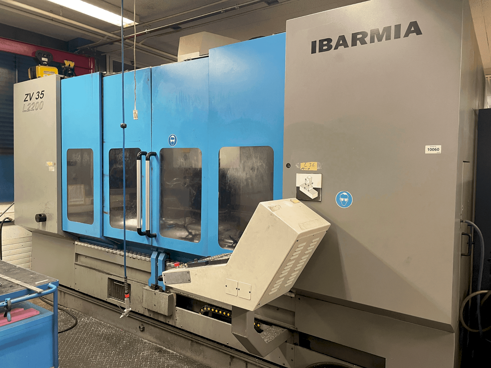 Front view of IBARMIA ZV 35 L2200  machine