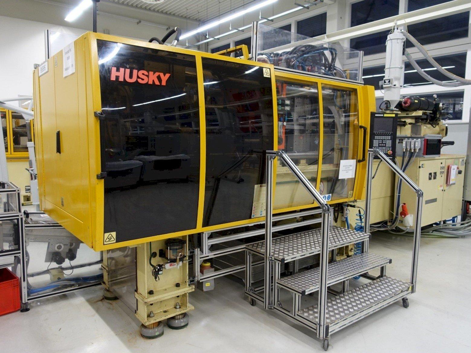 Front view of Husky GL225 RS70/60  machine