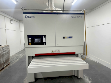 Front view of SCM DMC MB90 DBB135  machine