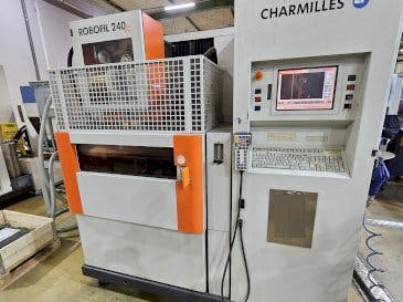 Front view of CHARMILLES ROBOFIL 240 CC  machine