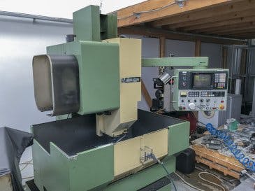 Left view 1 of MORI SEIKI MV-Junior machine